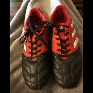 Boys Adidas soccer cleats